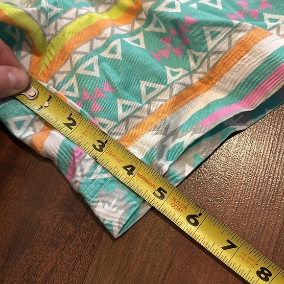 Chubbies Men’s Small Easy Short Aztec Design- Like new condition. 100% cotton - Picture 8 of 10